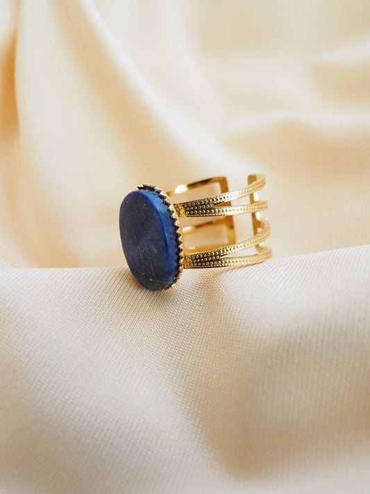 Bague ajustable GINETTE – Acier inoxydable doré et Lapis Lazuli