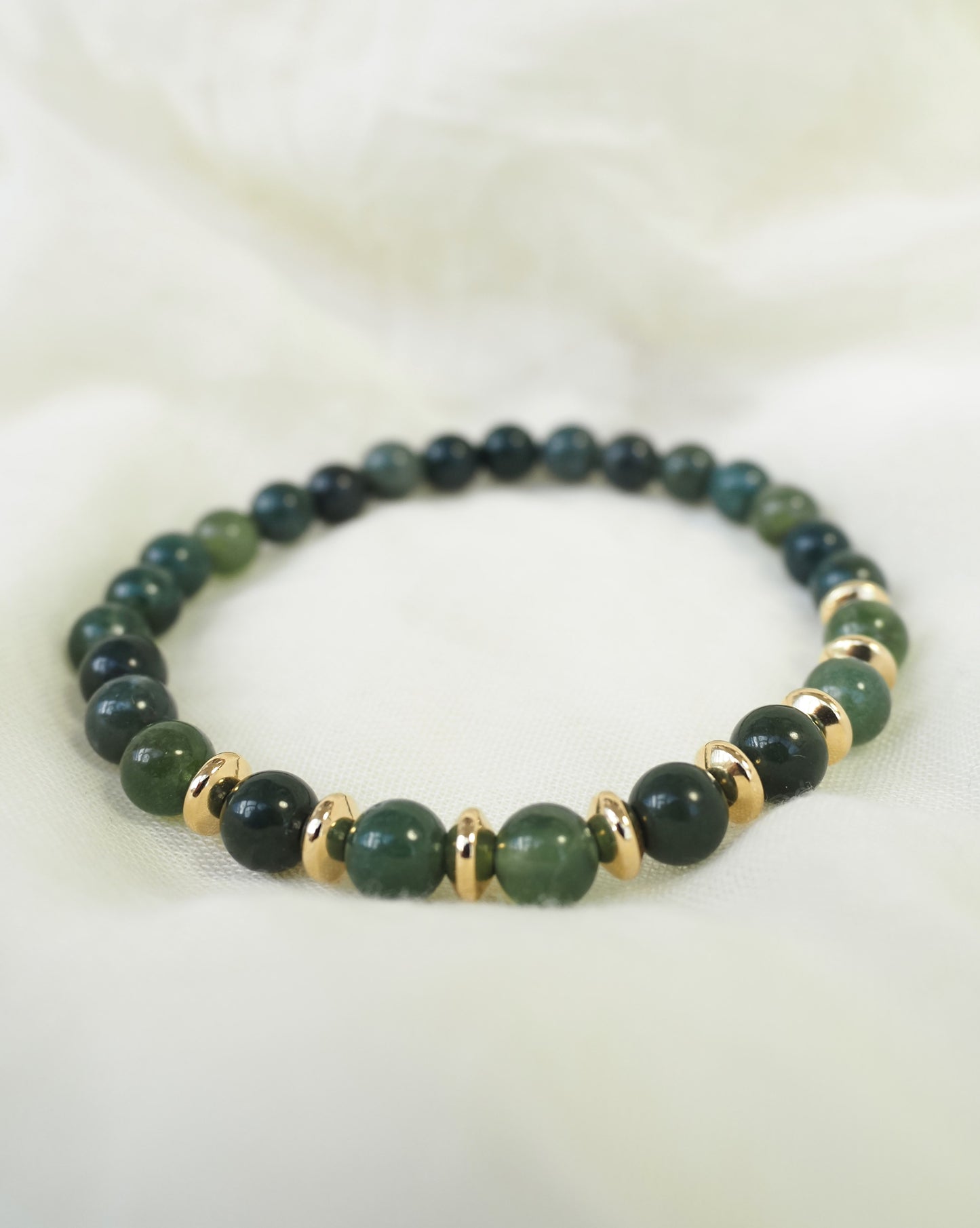 Armband OCEANE 2 / runde Perlen aus Halbedelsteinen / goldene Edelstahlperlen
