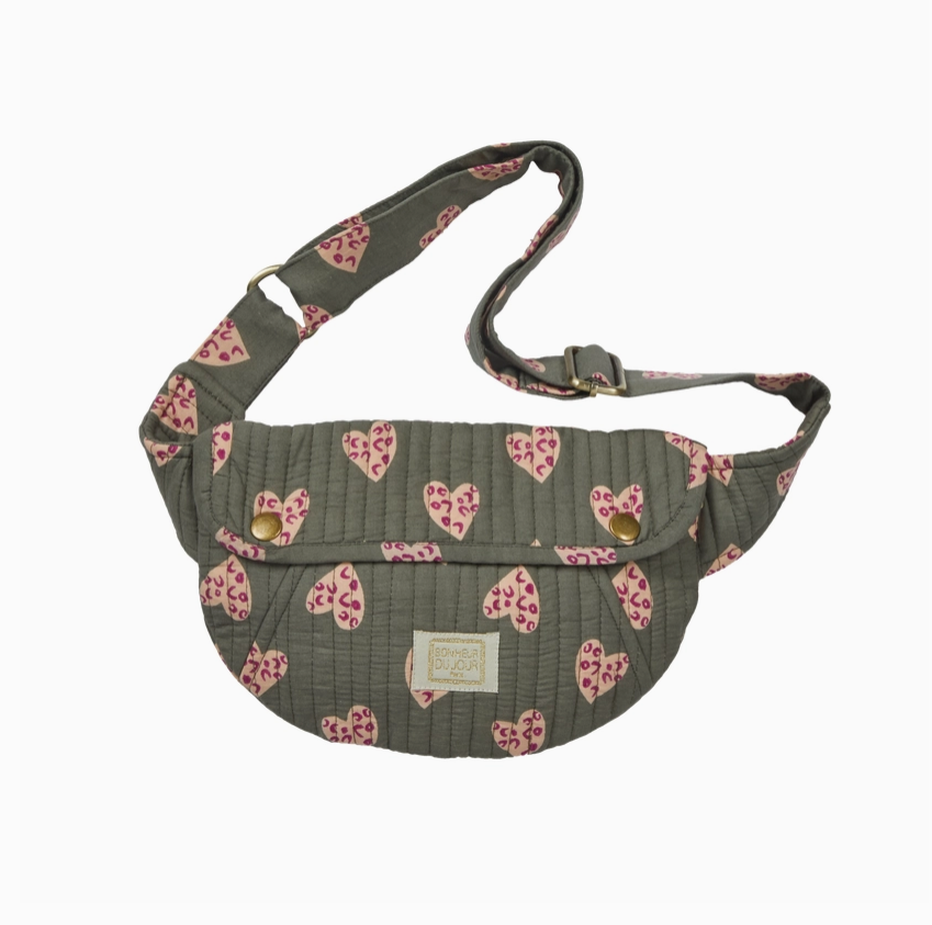 Sac banane imprimé coeurs Cyprès