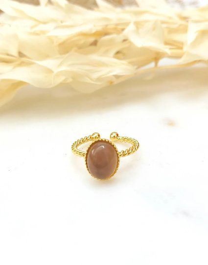 Bague ajustable LISON / dorée à l’or fin / cabochon en agate grise