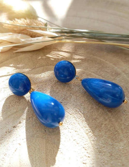 Boucles d'oreilles gouttes PEGGY / perles en résine / esprit vintage / bleu