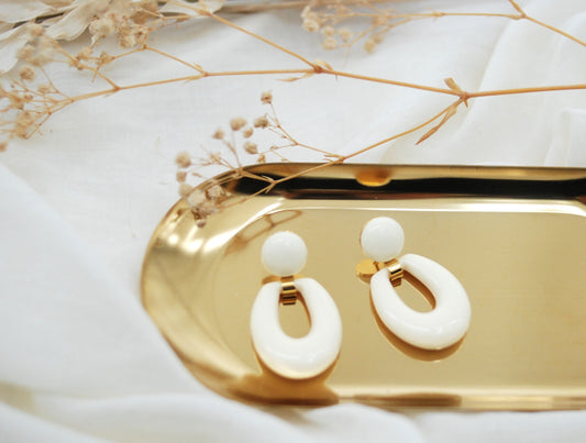 Boucles d'oreilles ADELE / anneaux en résine / esprit vintage 70's