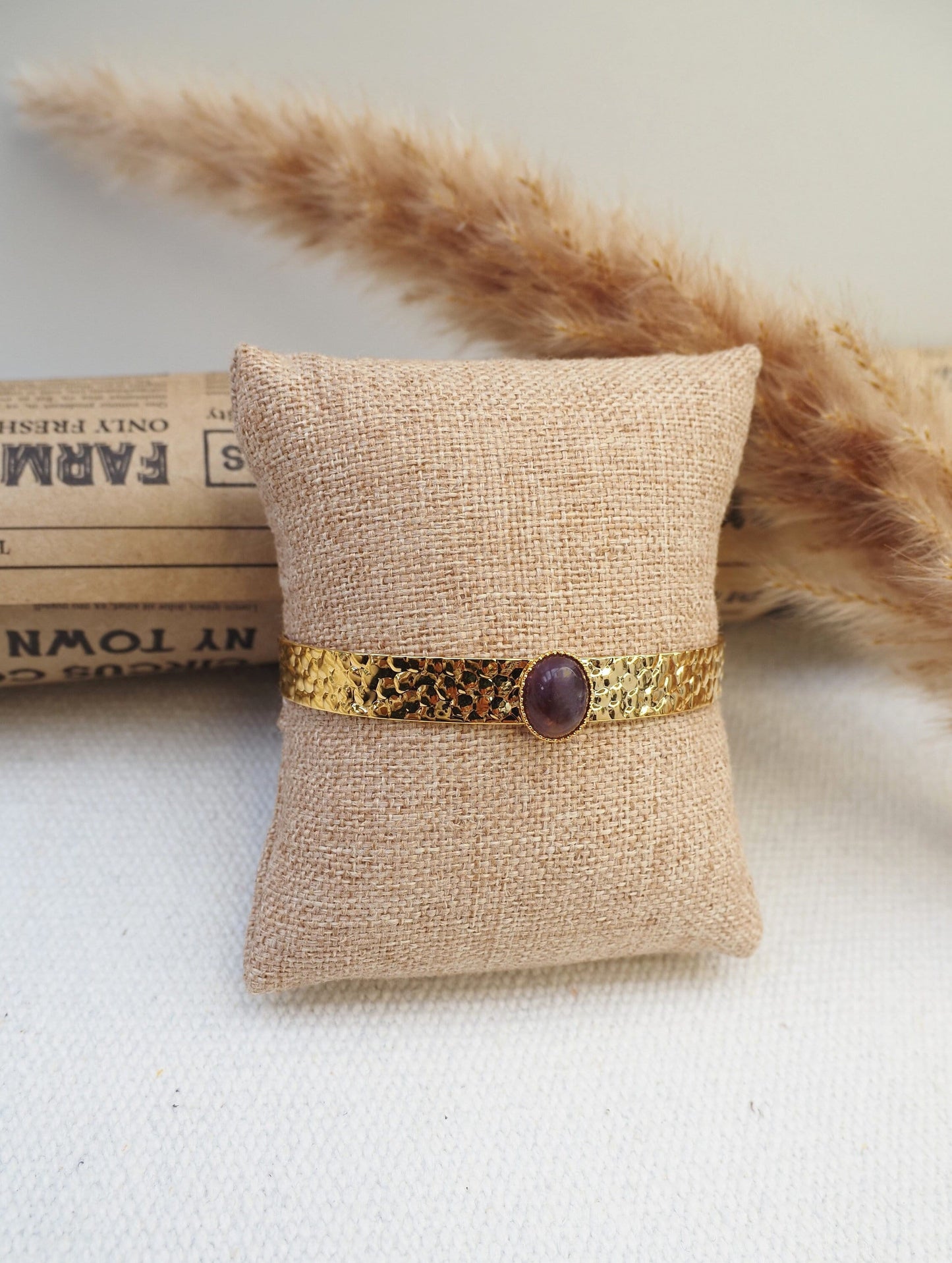 Bracelet jonc ÉLISE / laiton doré à l'or fin / pierre gemme améthyste