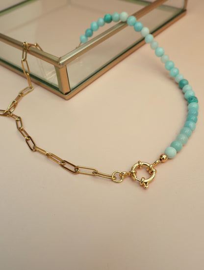 Collier court ROSE / perles en pierre amazonite / chaîne acier inoxydable doré