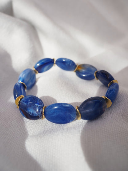 Bracelet Coloré OLIVIA – Perles ovales en résine marbrée & détails dorés