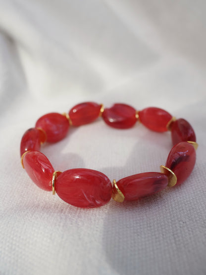 Bracelet Coloré OLIVIA – Perles ovales en résine marbrée & détails dorés