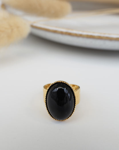 Bague ajustable JULIA / dorée à l’or fin / cabochon en jaspe ou onyx noir